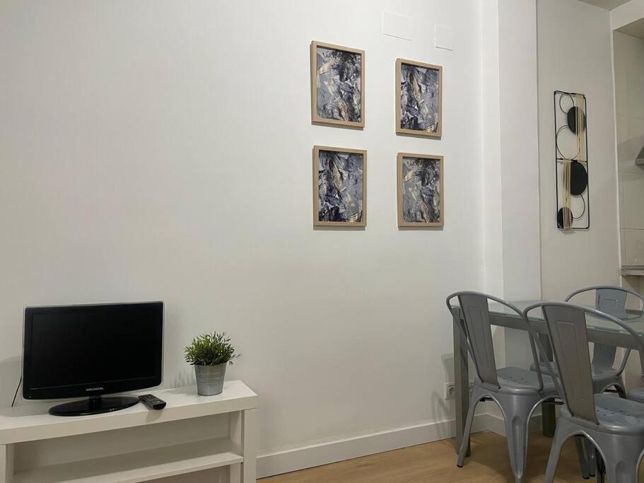 Plaza Rio B Apartment มาดริด ภายนอก รูปภาพ